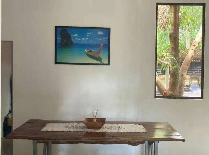 Casa Amarilla Avellanas San José Pinilla